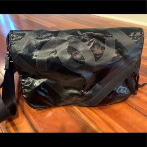Rare find!!  CHANEL Crossbody bag. Perfect for travel and everyday use.